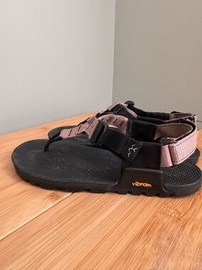 Cairn Bedrock Evo Sandals in Dusty Lilac W7